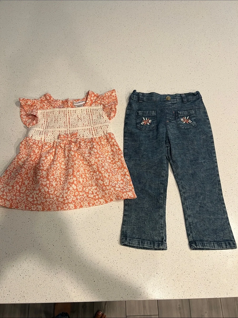 Daisy Fuentes lightweight crochet
